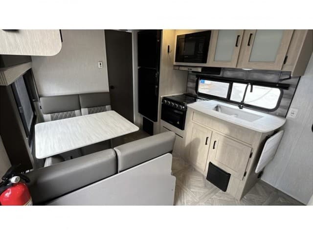 2023 Forest River 2023 Forest River Salem Cruise Lite - thumbnail 8