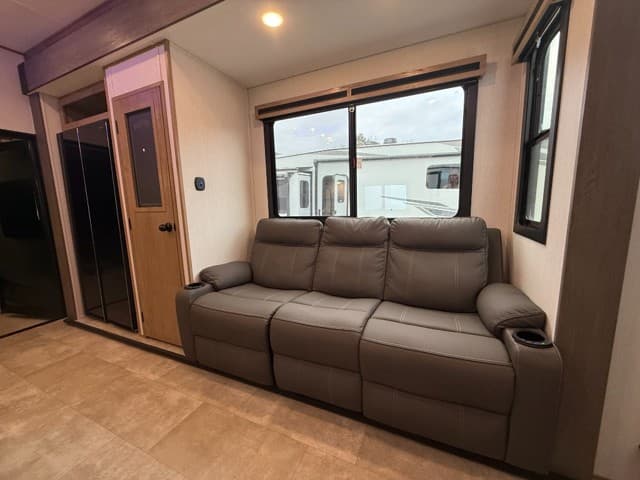 2024 Forest River 2024 Forest River Vengeance - thumbnail 18