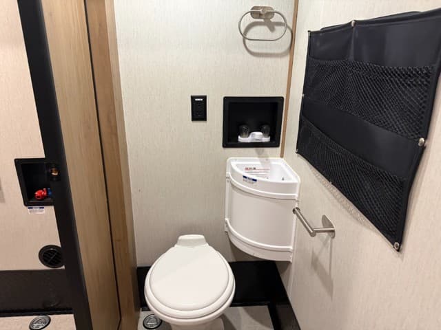 2024 Forest River 2024 Forest River Vengeance - thumbnail 37