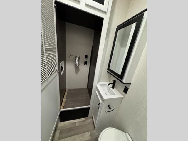 2023 Forest River 2023 Forest River Cedar Creek - thumbnail 22