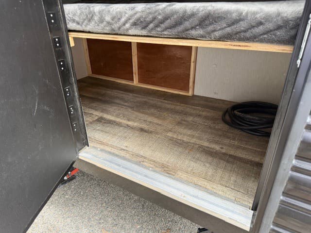 2024 Forest River 2024 Forest River Cherokee Wolf Pup - thumbnail 5