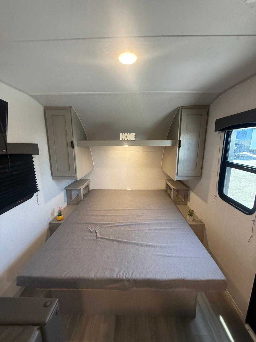 2024 Coachmen 2024 Coachmen Clipper - thumbnail 8