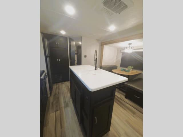 2022 Coachmen 2022 Coachmen Freedom Express - thumbnail 6