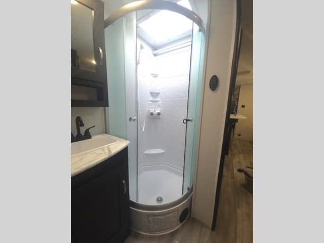 2022 Coachmen 2022 Coachmen Freedom Express - thumbnail 19