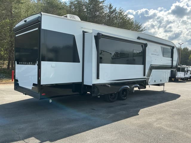 2025 Z  2025 Z  Brinkley - thumbnail 6