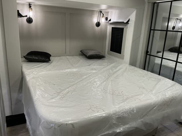 2025 Z  2025 Z  Brinkley - thumbnail 41