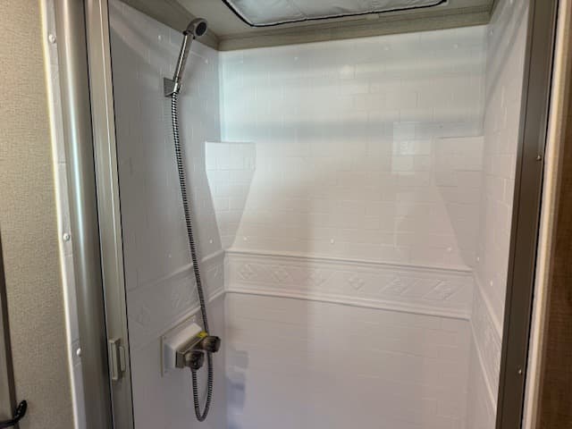 2022 Grand Design 2022 Grand Design Imagine - thumbnail 15