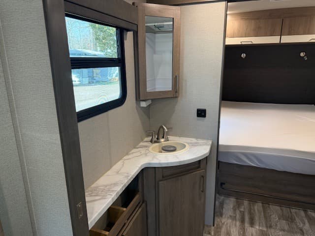 2022 Grand Design 2022 Grand Design Imagine - thumbnail 16