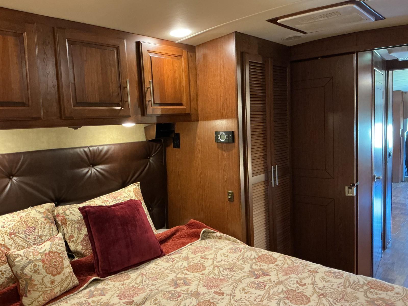 2015 Dynamax 2015 Dynamax DX3 - thumbnail 28