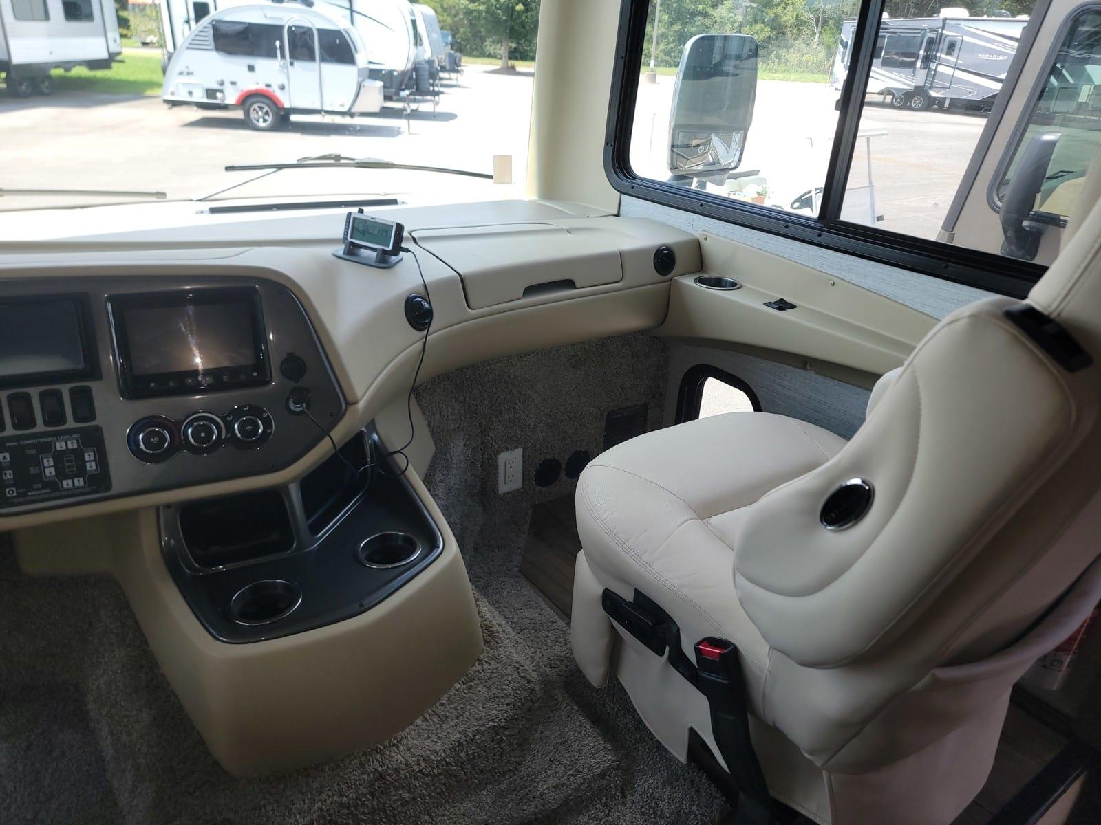 2020 Tiffin Motorhomes 2020 Tiffin Motorhomes Allegro Open Road - thumbnail 22
