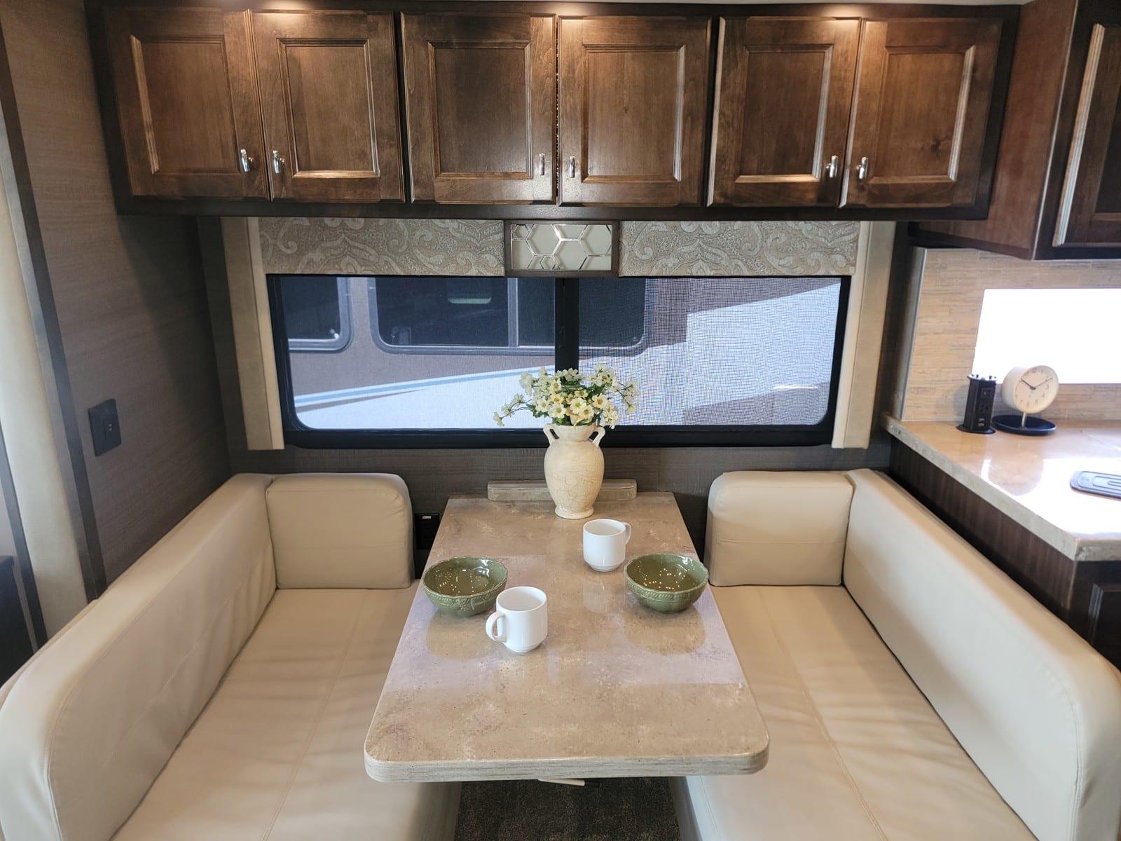 2020 Tiffin Motorhomes 2020 Tiffin Motorhomes Allegro Open Road - thumbnail 28