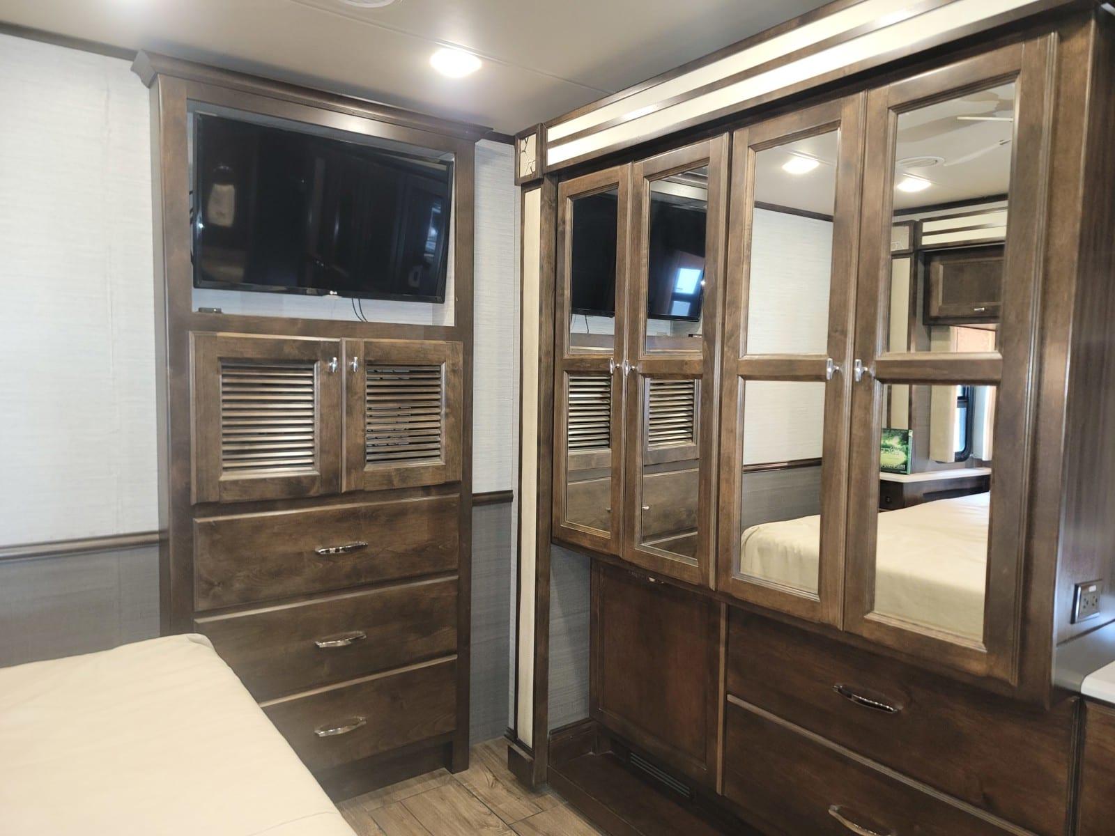 2020 Tiffin Motorhomes 2020 Tiffin Motorhomes Allegro Open Road - thumbnail 38