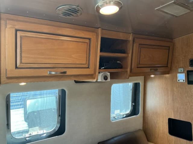 2018 Airstream 2018 Airstream Classic - thumbnail 14