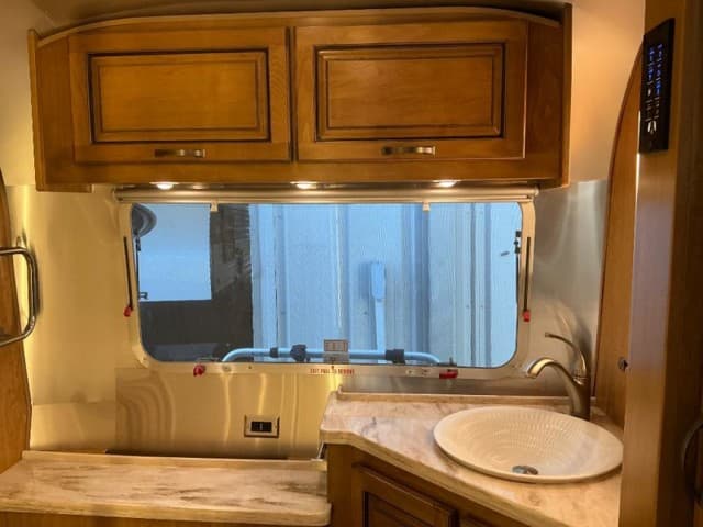 2018 Airstream 2018 Airstream Classic - thumbnail 15