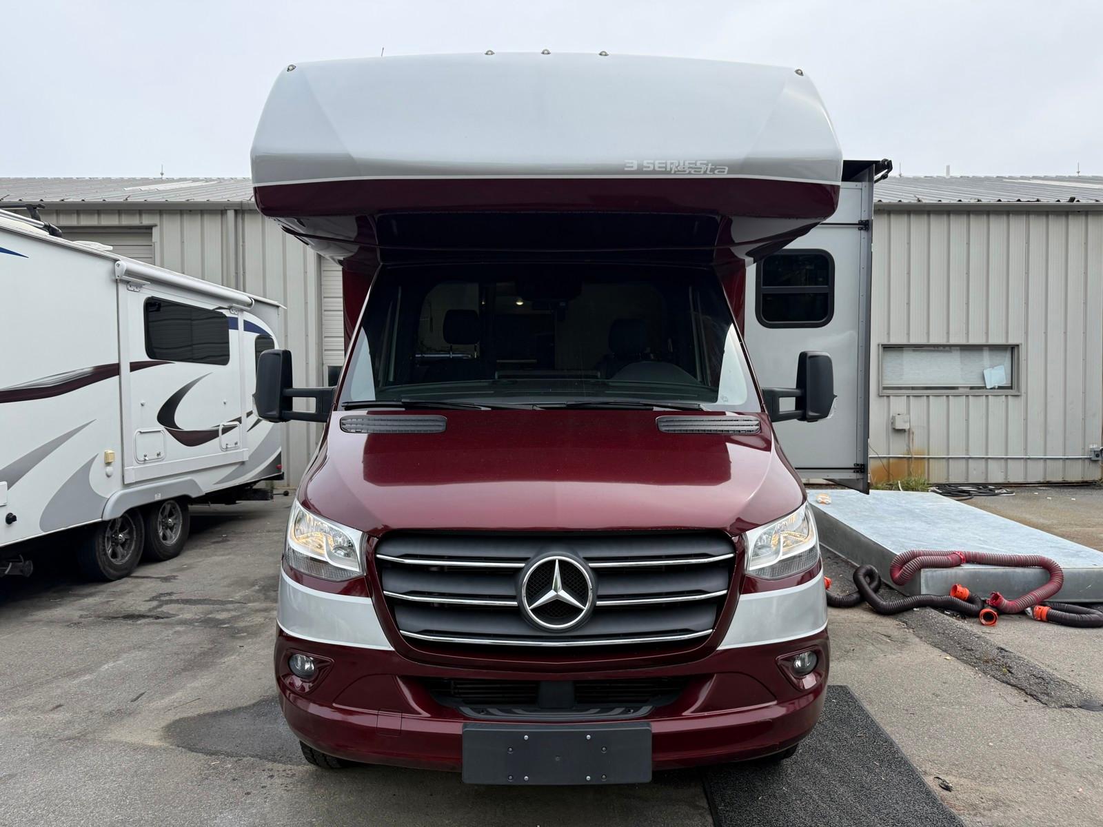 2022 Dynamax RV 2022 Dynamax RV Isata 3 - thumbnail 3