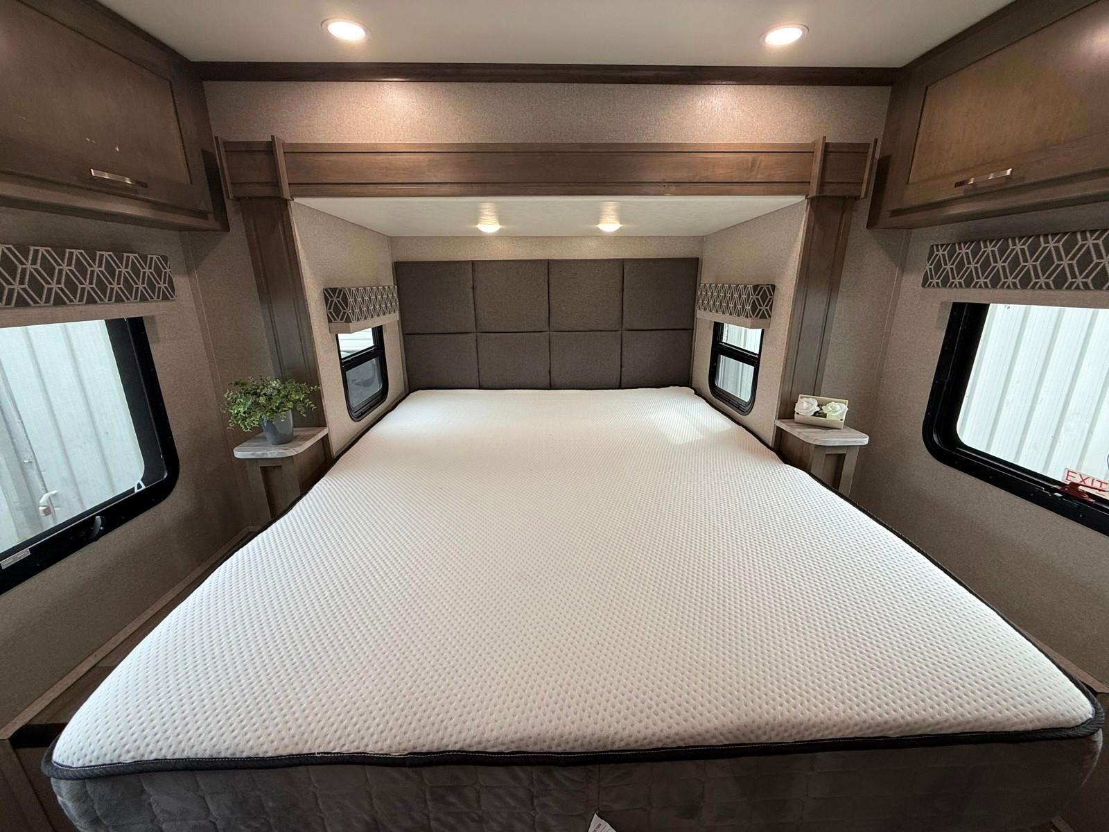 2022 Dynamax RV 2022 Dynamax RV Isata 3 - thumbnail 25