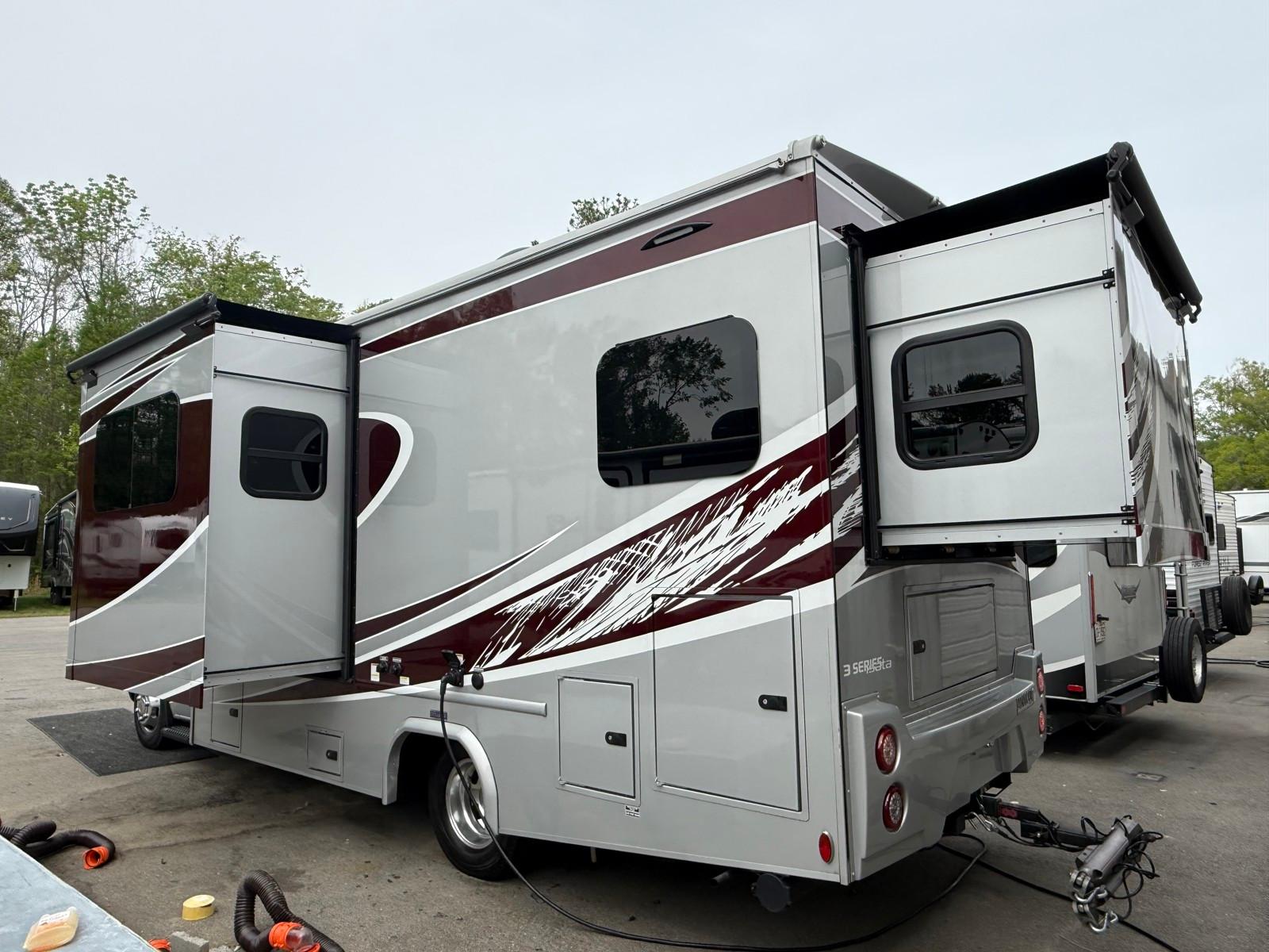 2022 Dynamax RV 2022 Dynamax RV Isata 3 - thumbnail 35