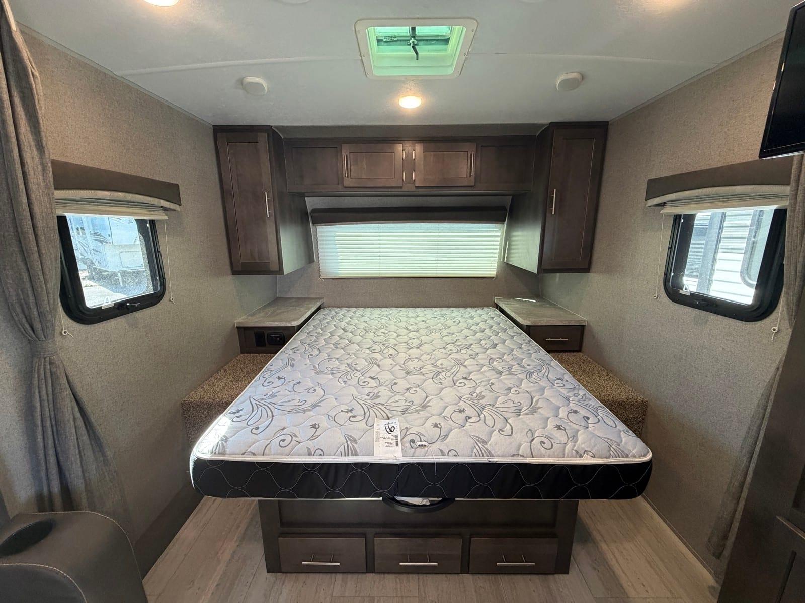 2021 Forest River 2021 Forest River Rockwood Mini Lite - thumbnail 15