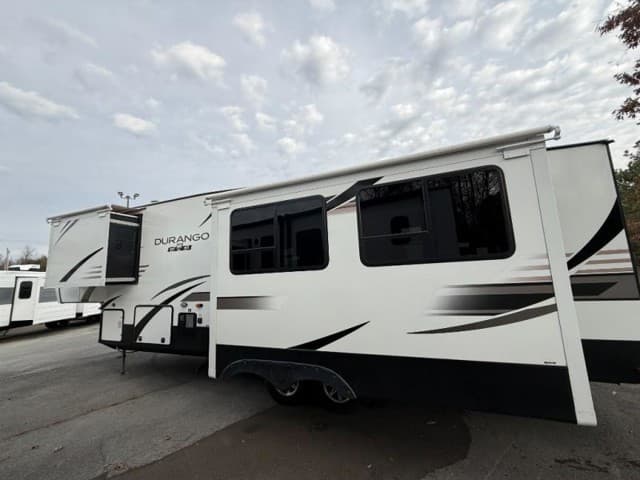 2021 Z  2021 Z  KZ RV Durango - thumbnail 10