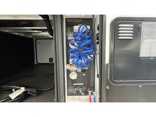 2024 Keystone RV 2024 Keystone RV Montana High Country - thumbnail 7