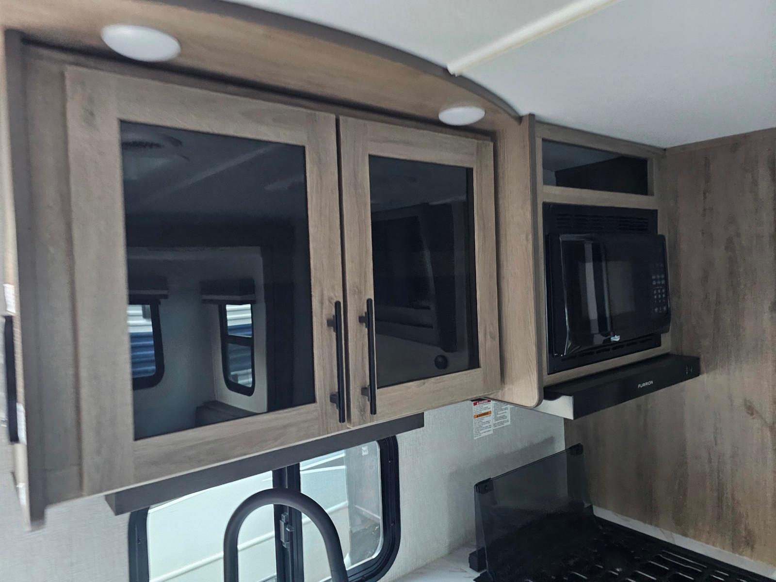 2025 Grand Design 2025 Grand Design Imagine XLS - thumbnail 14