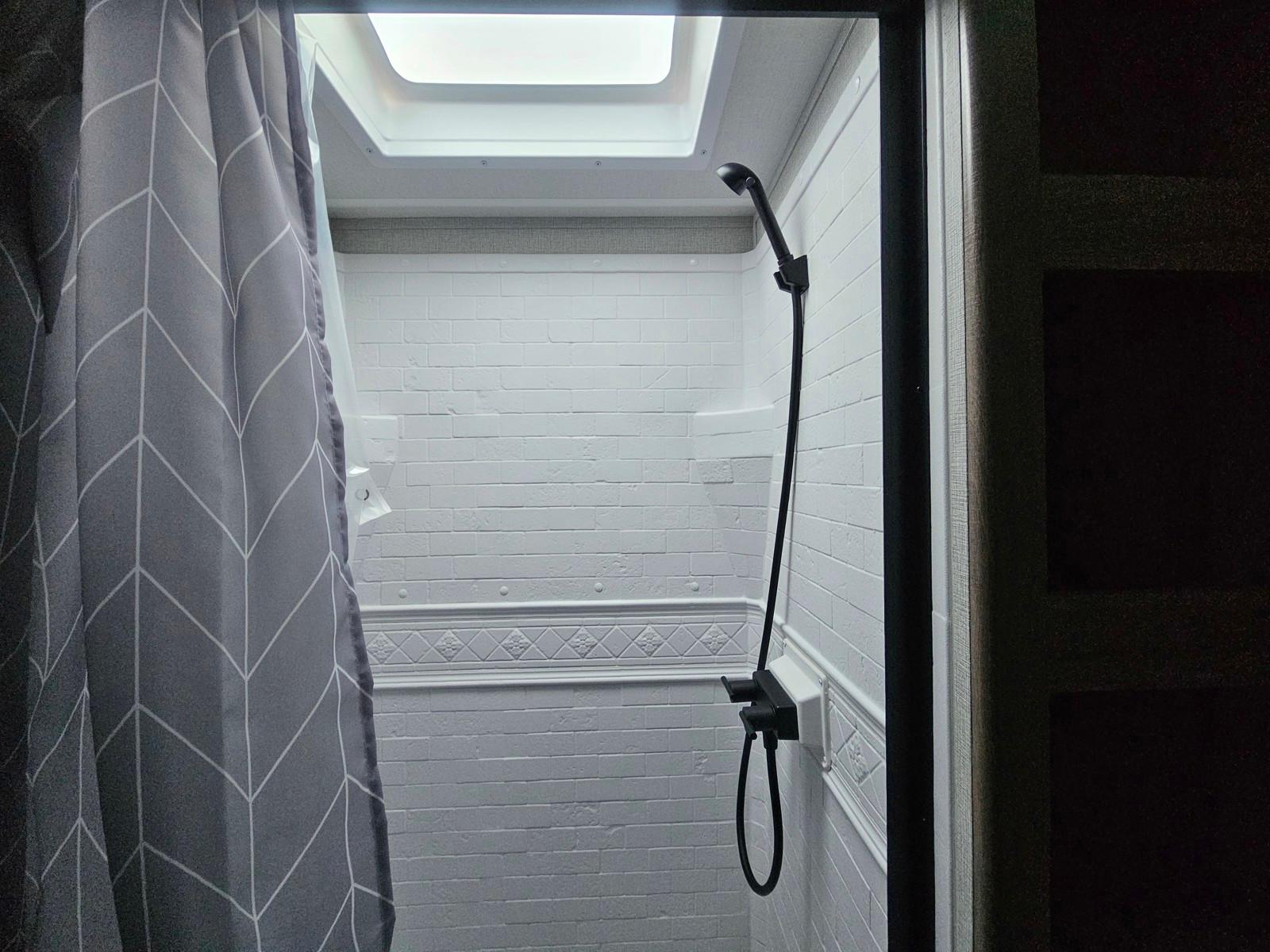 2025 Grand Design 2025 Grand Design Imagine XLS - thumbnail 22