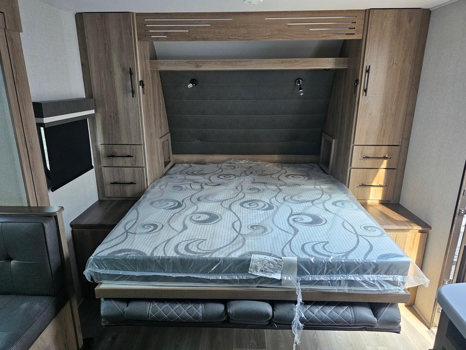 2025 Grand Design 2025 Grand Design Imagine XLS - thumbnail 25