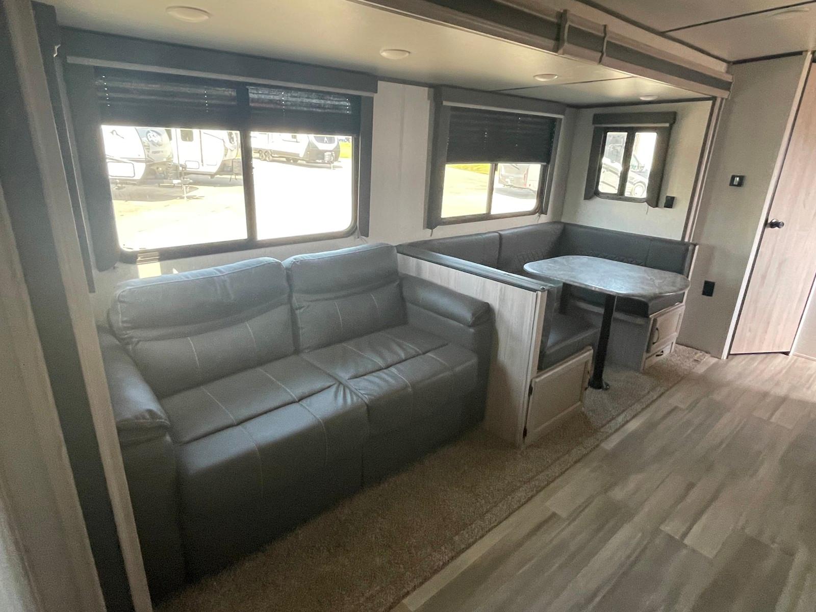 2021 Coachmen 2021 Coachmen Spirit - thumbnail 13