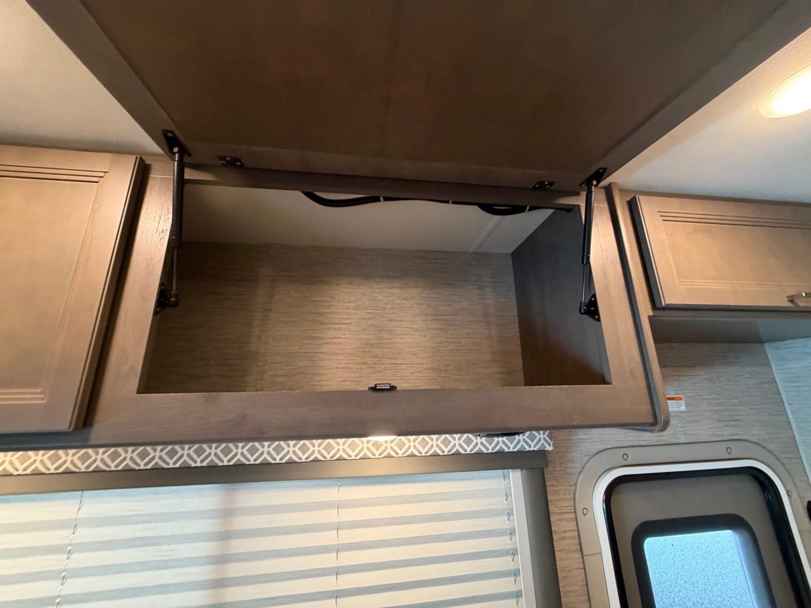 2023 Thor Motor Coach 2023 Thor Motor Coach Coleman - thumbnail 7