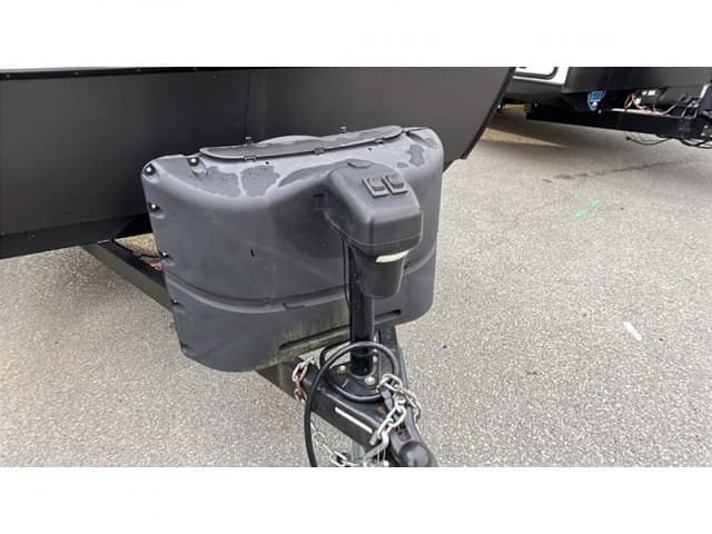 2021 Dutchmen 2021 Dutchmen Coleman Rubicon - thumbnail 3