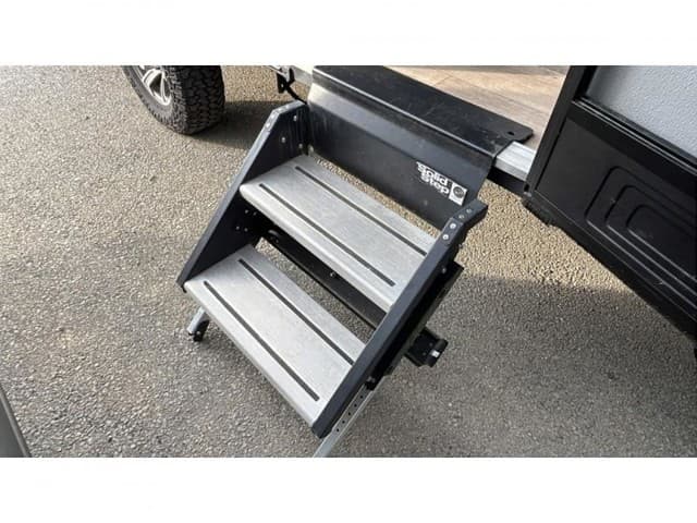 2021 Dutchmen 2021 Dutchmen Coleman Rubicon - thumbnail 11