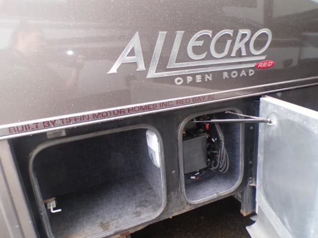 2014 Tiffin 2014 Tiffin Allegro Red - thumbnail 7