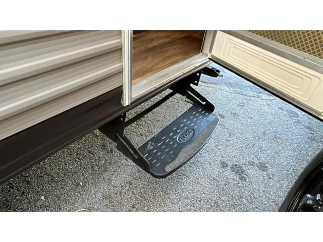 2017 Forest River 2017 Forest River Wildwood FSX - thumbnail 6