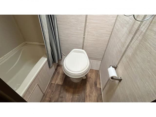 2017 Forest River 2017 Forest River Wildwood FSX - thumbnail 9