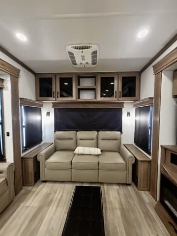 2024 Alliance RV 2024 Alliance RV Paradigm - thumbnail 9