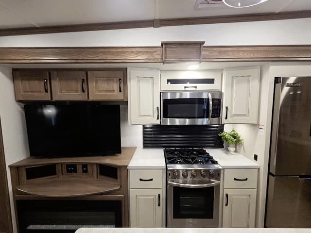 2024 Alliance RV 2024 Alliance RV Paradigm - thumbnail 11