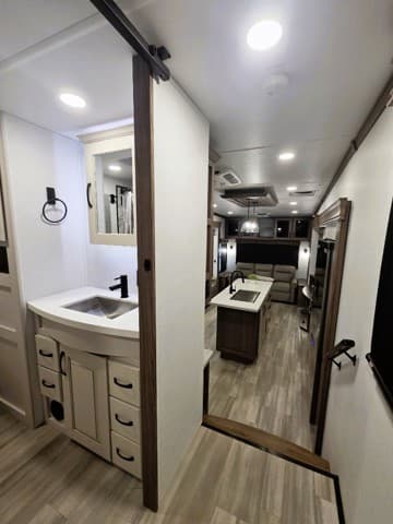 2024 Alliance RV 2024 Alliance RV Paradigm - thumbnail 15