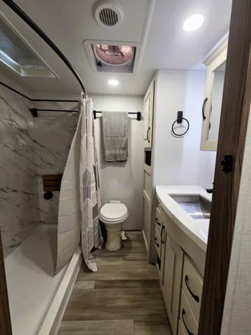 2024 Alliance RV 2024 Alliance RV Paradigm - thumbnail 16