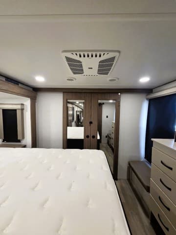 2024 Alliance RV 2024 Alliance RV Paradigm - thumbnail 22