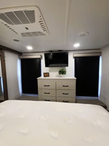 2024 Alliance RV 2024 Alliance RV Paradigm - thumbnail 23