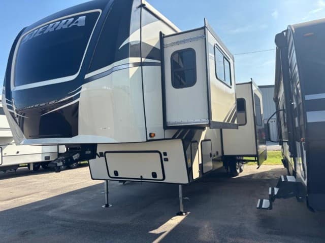 2021 Forest River 2021 Forest River Sierra - thumbnail 2