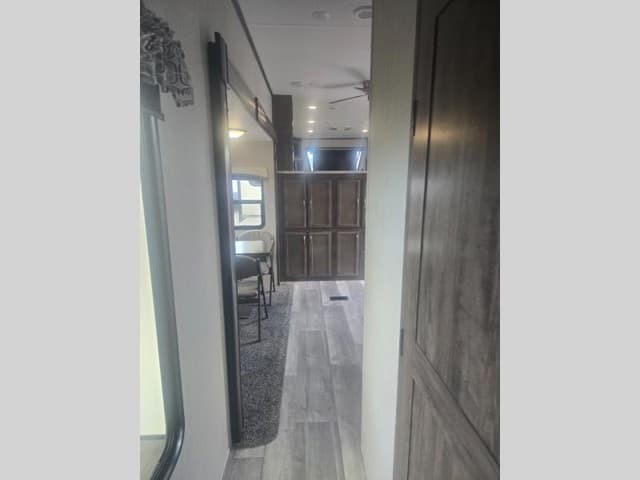 2021 Forest River 2021 Forest River Sierra - thumbnail 25