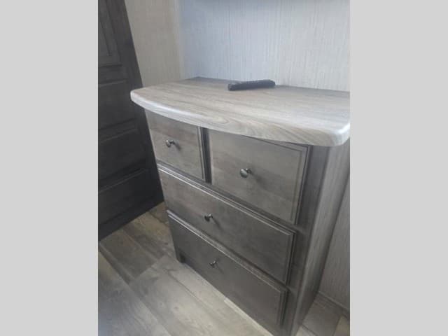 2021 Forest River 2021 Forest River Sierra - thumbnail 29