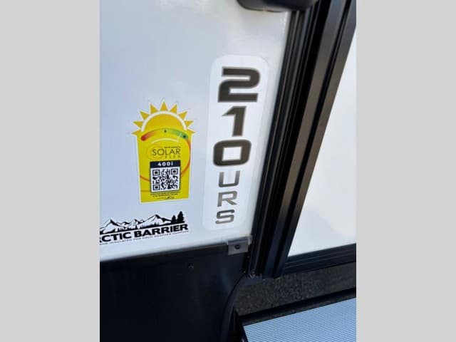 2023 Keystone RV 2023 Keystone RV Outback Ultra-Lite - thumbnail 4