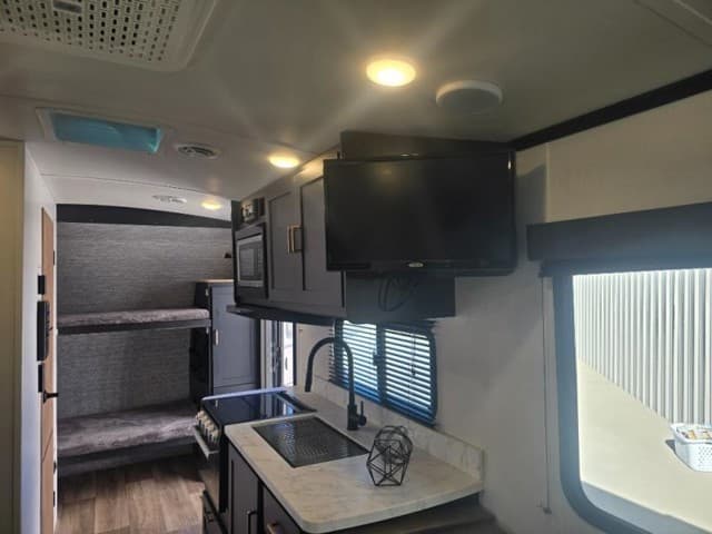 2023 Keystone RV 2023 Keystone RV Outback Ultra-Lite - thumbnail 12