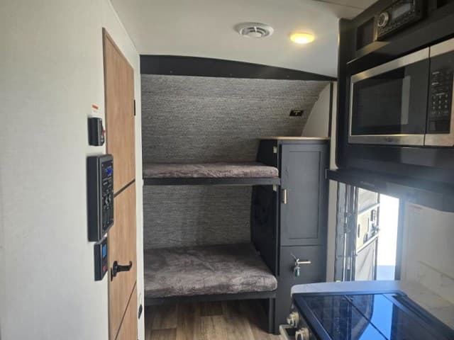 2023 Keystone RV 2023 Keystone RV Outback Ultra-Lite - thumbnail 16