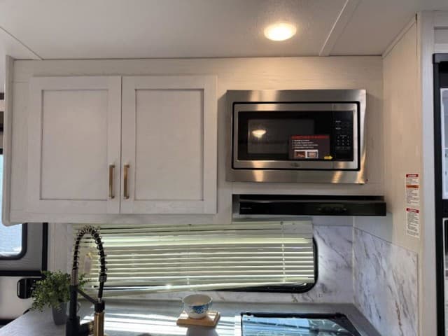 2023 Dutchmen 2023 Dutchmen Astoria - thumbnail 11