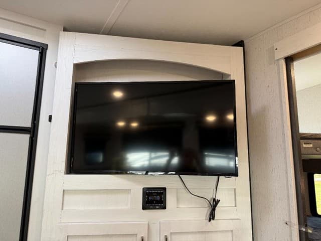 2023 Dutchmen 2023 Dutchmen Astoria - thumbnail 20