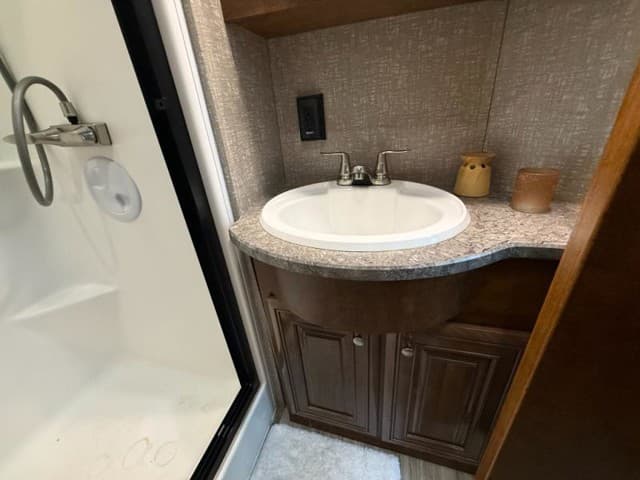 2019 Heartland 2019 Heartland Bighorn - thumbnail 26