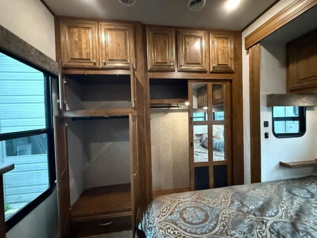 2019 Heartland 2019 Heartland Bighorn - thumbnail 33